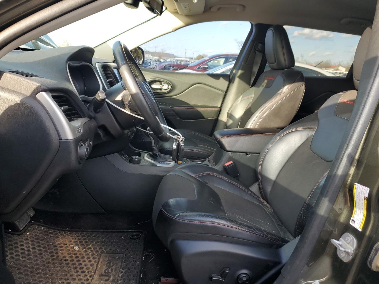 2015 Jeep Cherokee VIN 1C4PJMBS5FW593975 Copart auction photo, mechanical / side damage thumbnail 7