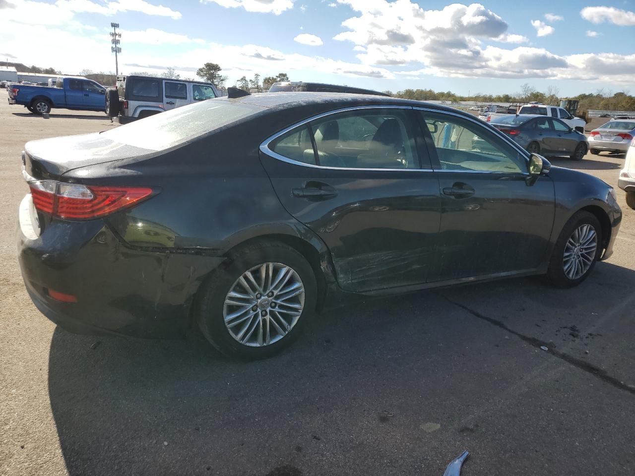 2015 Lexus ES VIN JTHBK1GG1F2195646 Copart auction photo, side / rear end damage thumbnail 3