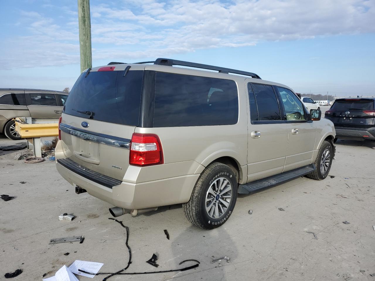 2017 Ford Expedition VIN 1FMJK1JT7HEA71025 Copart auction photo, front end damage thumbnail 3