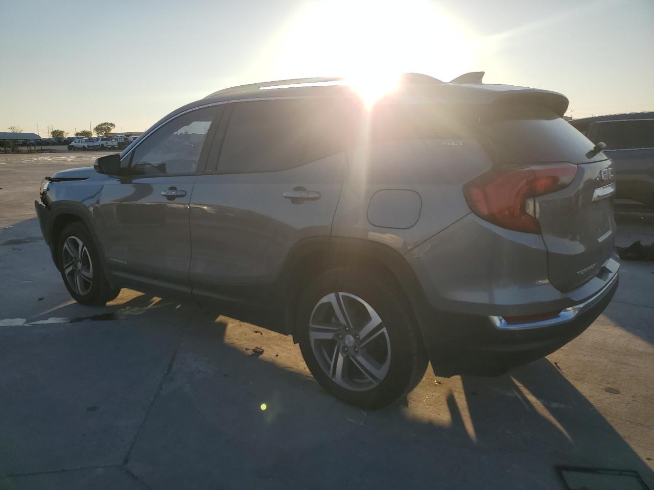 2018 GMC Terrain VIN 3GKALPEV8JL198487 Copart auction photo, front end / minor dent/scratches damage thumbnail 2
