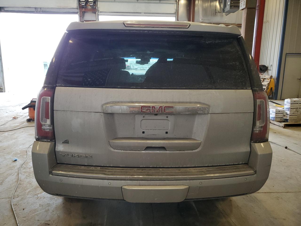 2017 GMC Yukon VIN 1GKS2CKJ5HR329606 Copart auction photo, front end damage thumbnail 6