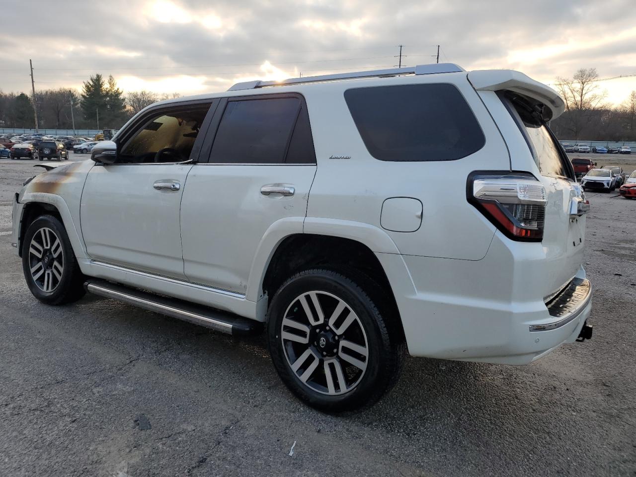 2018 Toyota 4Runner VIN JTEBU5JRXJ5529902 Copart auction photo, burn - engine / burn - interior damage thumbnail 2