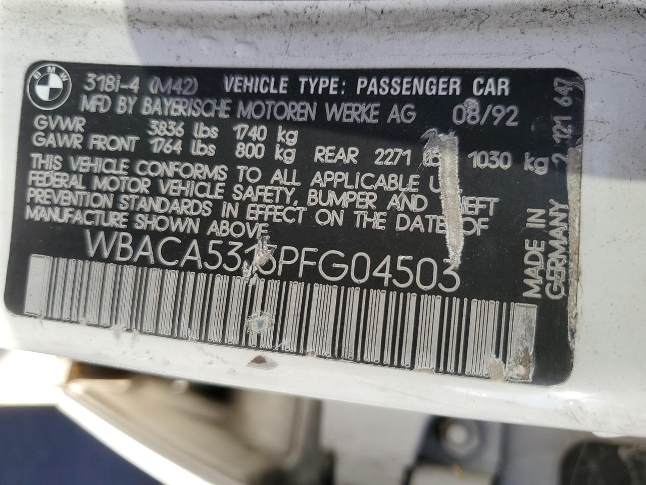 1993 BMW 3er VIN WBACA5315PFG04503 Copart auction photo, front end / minor dent/scratches damage thumbnail 12