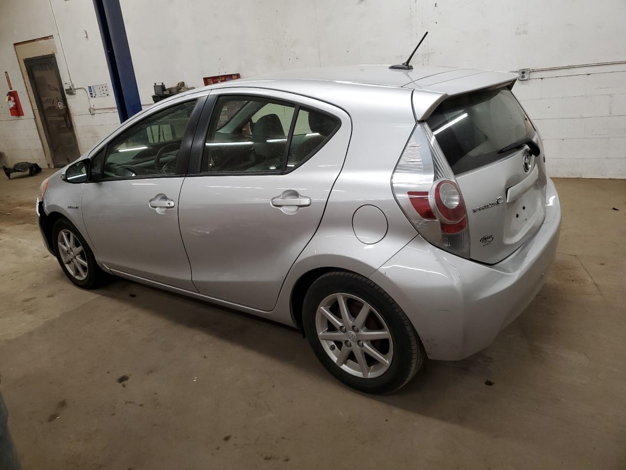 2012 Toyota Prius VIN JTDKDTB39C1024558 Copart auction photo, front end / rear end damage thumbnail 2