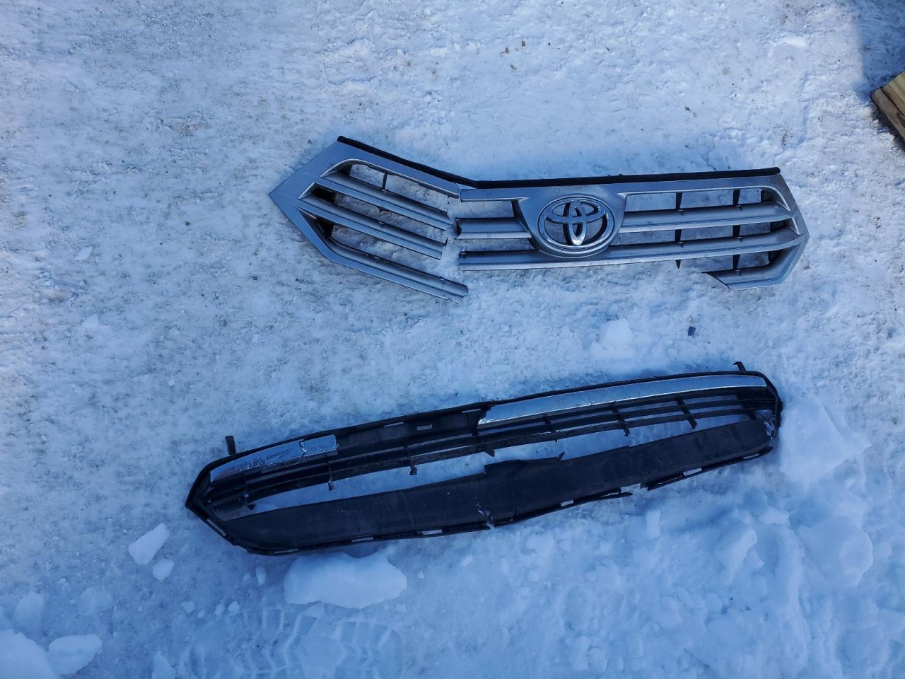 2013 Toyota Highlander VIN 5TDBK3EH9DS183310 Copart auction photo, side / minor dent/scratches damage thumbnail 13