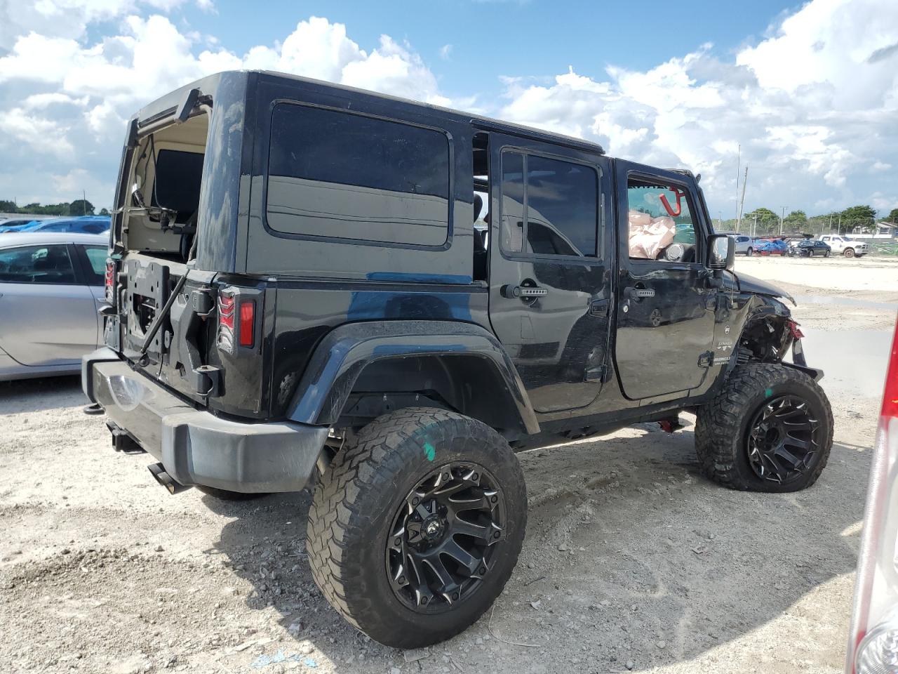 2016 Jeep Wrangler VIN 1C4BJWEG0GL213389 Copart auction photo, top/roof / mechanical damage thumbnail 3