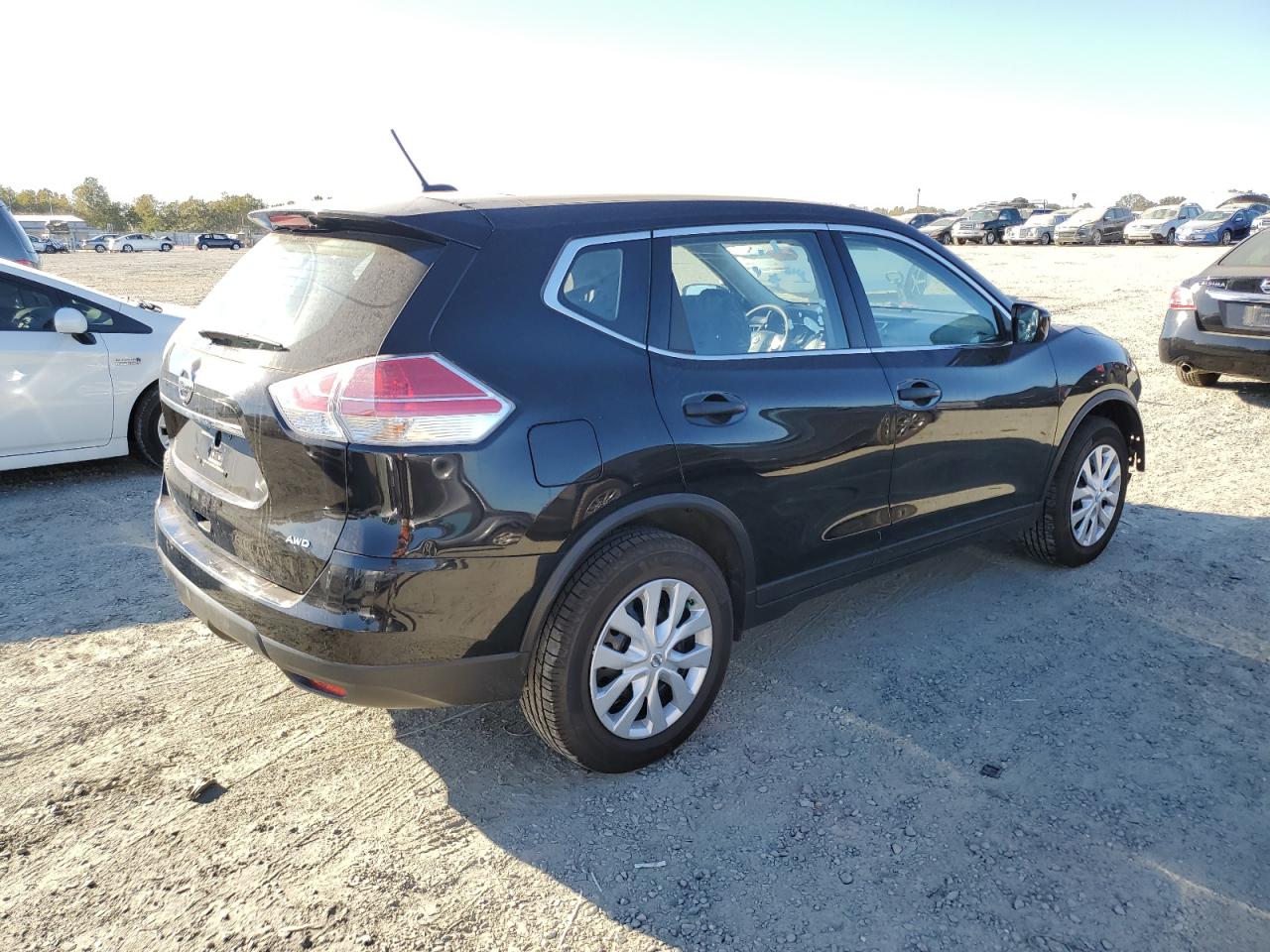 2016 Nissan Rogue VIN KNMAT2MV1GP683616 Copart auction photo, front end damage thumbnail 3