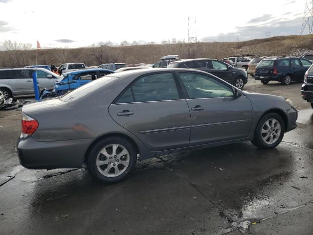 2005 Toyota Camry VIN 4T1BF30KX5U598121 Copart auction photo, front end damage thumbnail 3