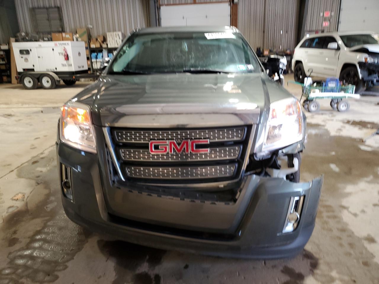 2013 GMC Terrain VIN 2GKFLREK9D6425802 Copart auction photo, side / front end damage thumbnail 5