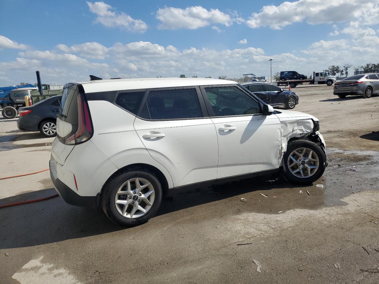 2025 KIA Soul VIN KNDJ23AU4S7926803 Copart auction photo, front end / side damage thumbnail 3