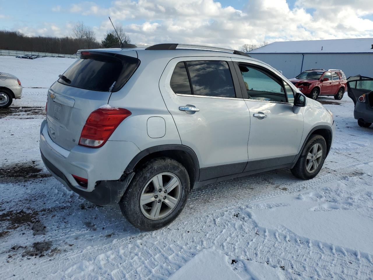 2019 Chevrolet Trax VIN KL7CJPSB2KB949944 Copart auction photo, front end damage thumbnail 3