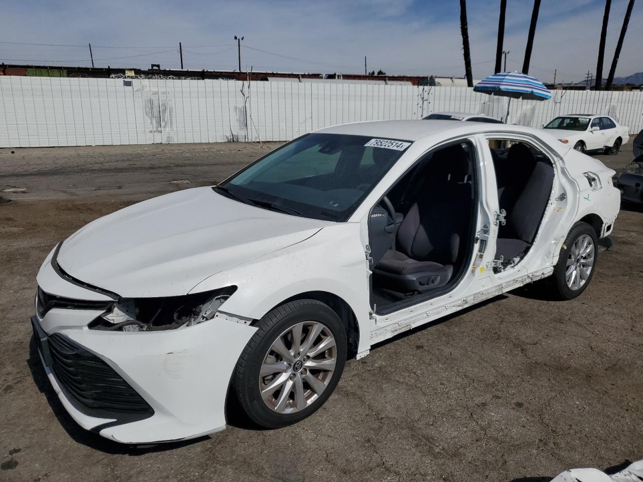 2018 Toyota Camry VIN 4T1B11HK6JU025752