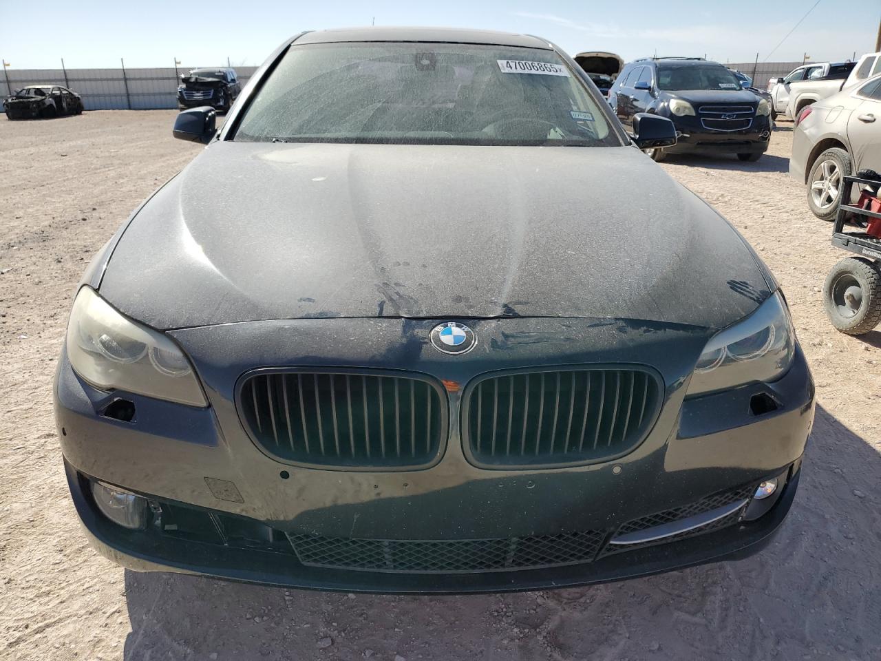 2011 BMW 5er VIN WBAFR9C55BC270156 Copart auction photo, side damage thumbnail 5