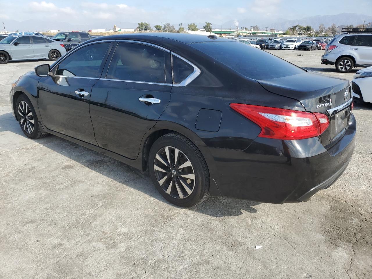 2017 Nissan Altima VIN 1N4AL3AP7HC498710 Copart auction photo, side / rear end damage thumbnail 2