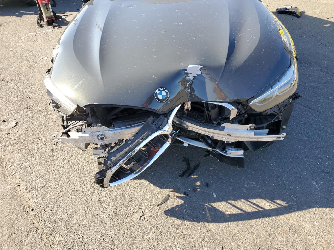 2020 BMW M8 VIN WBSGV0C02LCE26394 Copart auction photo, front end / side damage thumbnail 13