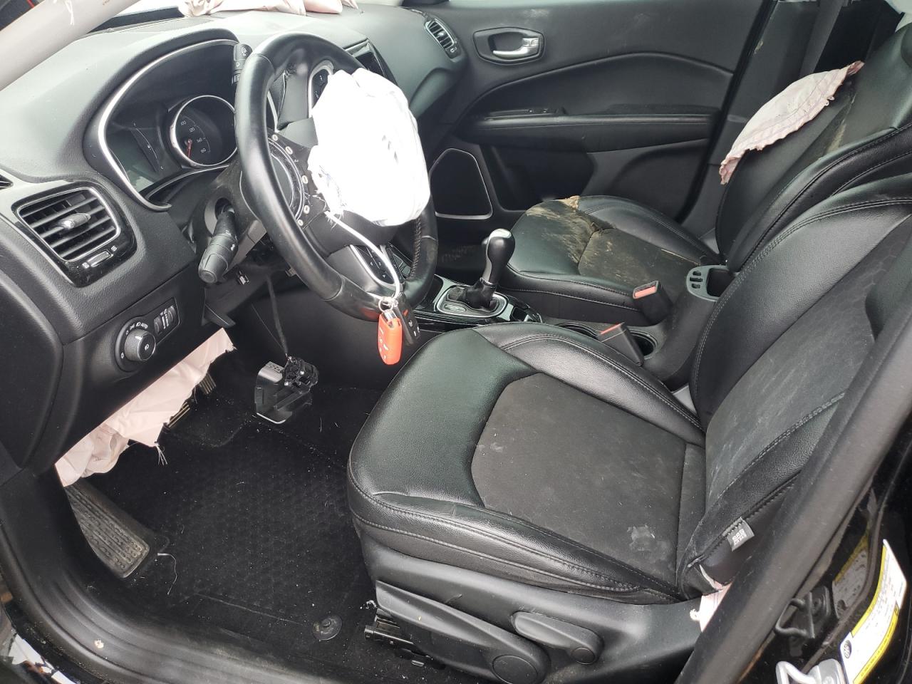 2019 Jeep Compass VIN 3C4NJDBB6KT696250 Copart auction photo, front end / rollover damage thumbnail 7