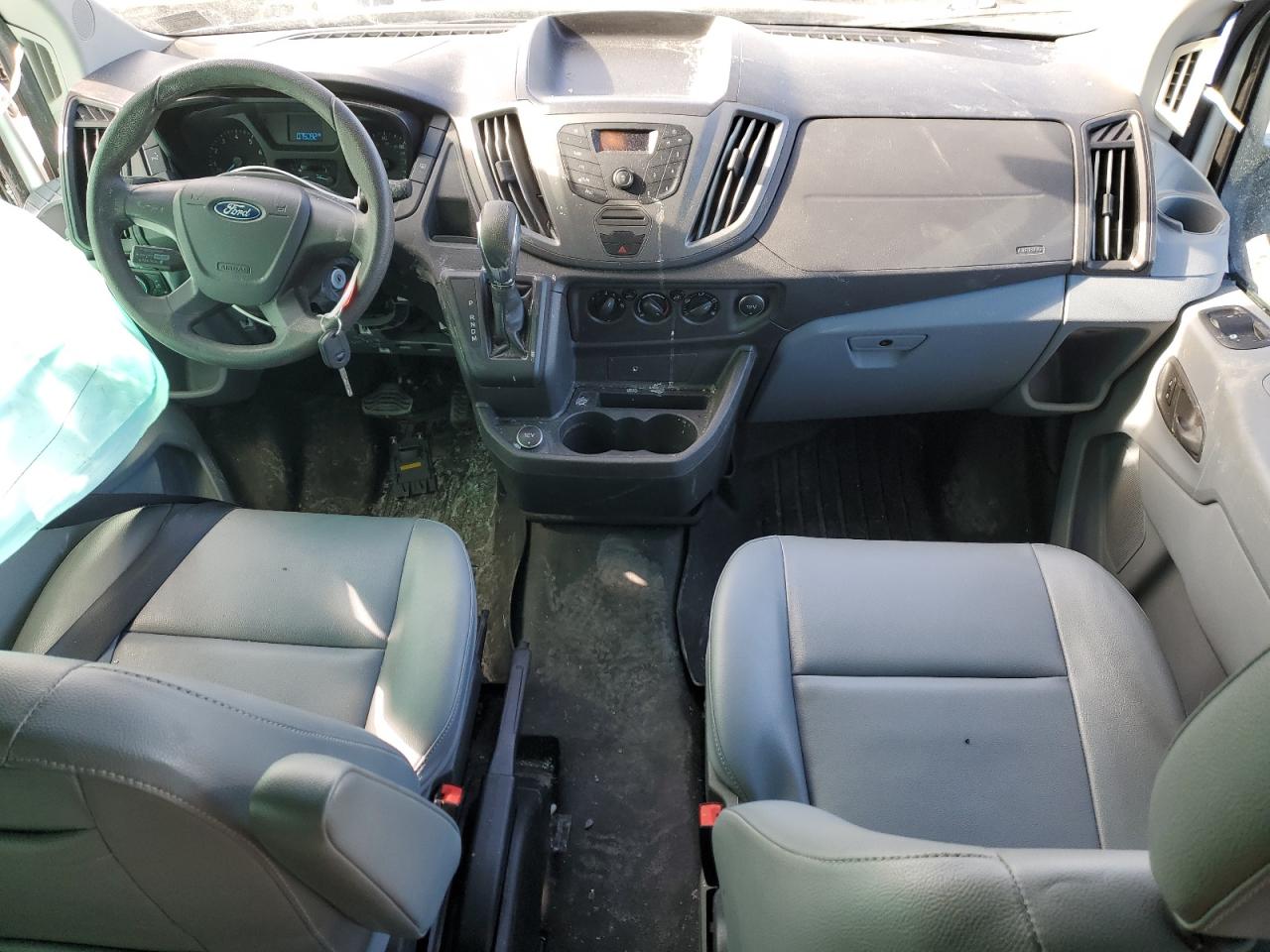 2019 Ford Transit VIN 1FBAX2CM6KKB52564 Copart auction photo, side / front end damage thumbnail 8
