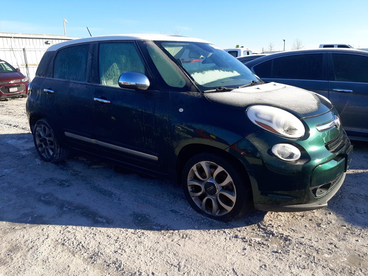 2014 Fiat 500L VIN ZFBCFACH2EZ010781 Copart auction photo, mechanical / minor dent/scratches damage thumbnail 4