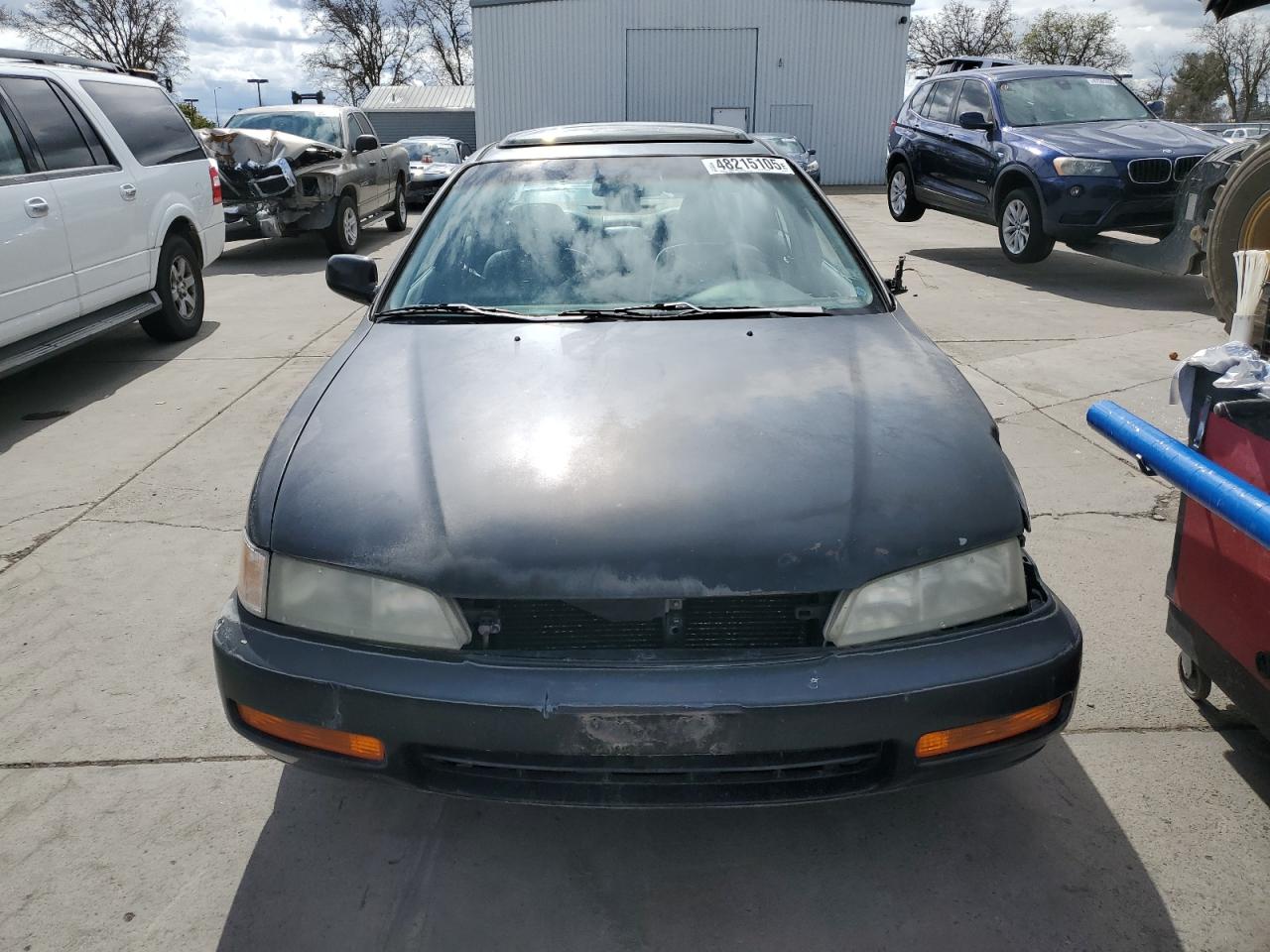 1997 Honda Accord VIN 1HGCE6673VA020588 Copart auction photo, all over damage thumbnail 5