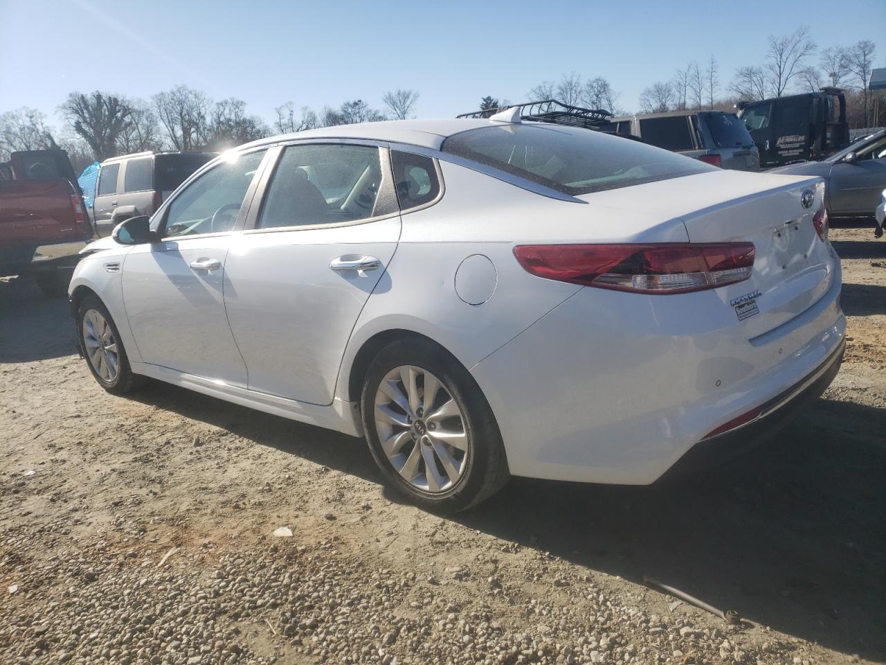 2018 KIA Optima VIN 5XXGT4L38JG271861 Copart auction photo, front end / minor dent/scratches damage thumbnail 2
