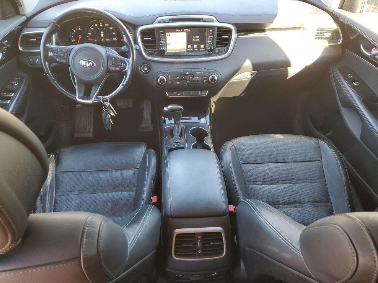 2016 KIA Sorento VIN 5XYPKDA56GG130279 Copart auction photo, front end damage thumbnail 8