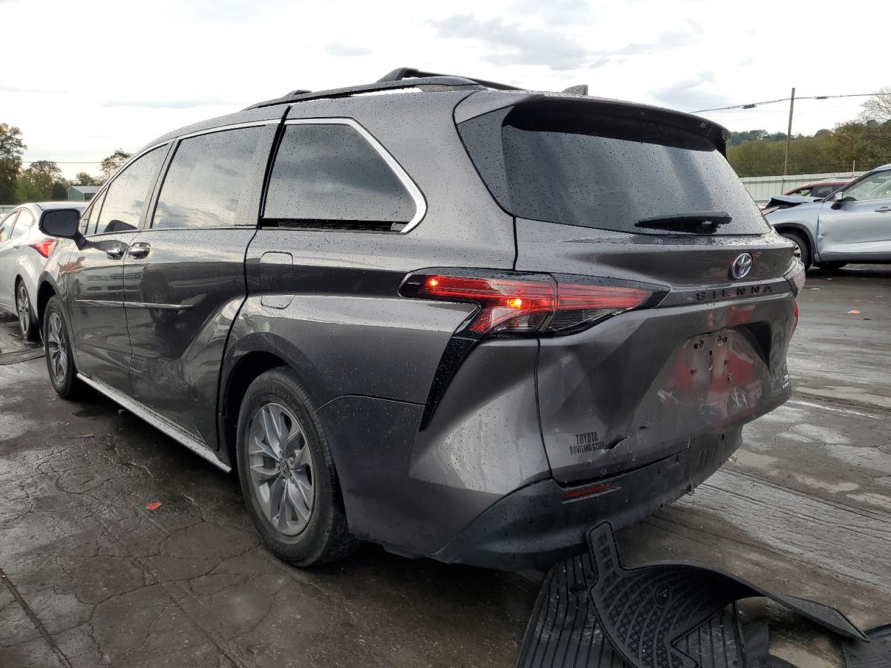 2022 Toyota Sienna VIN 5TDYRKEC0NS134521 Copart auction photo, rear end / side damage thumbnail 2