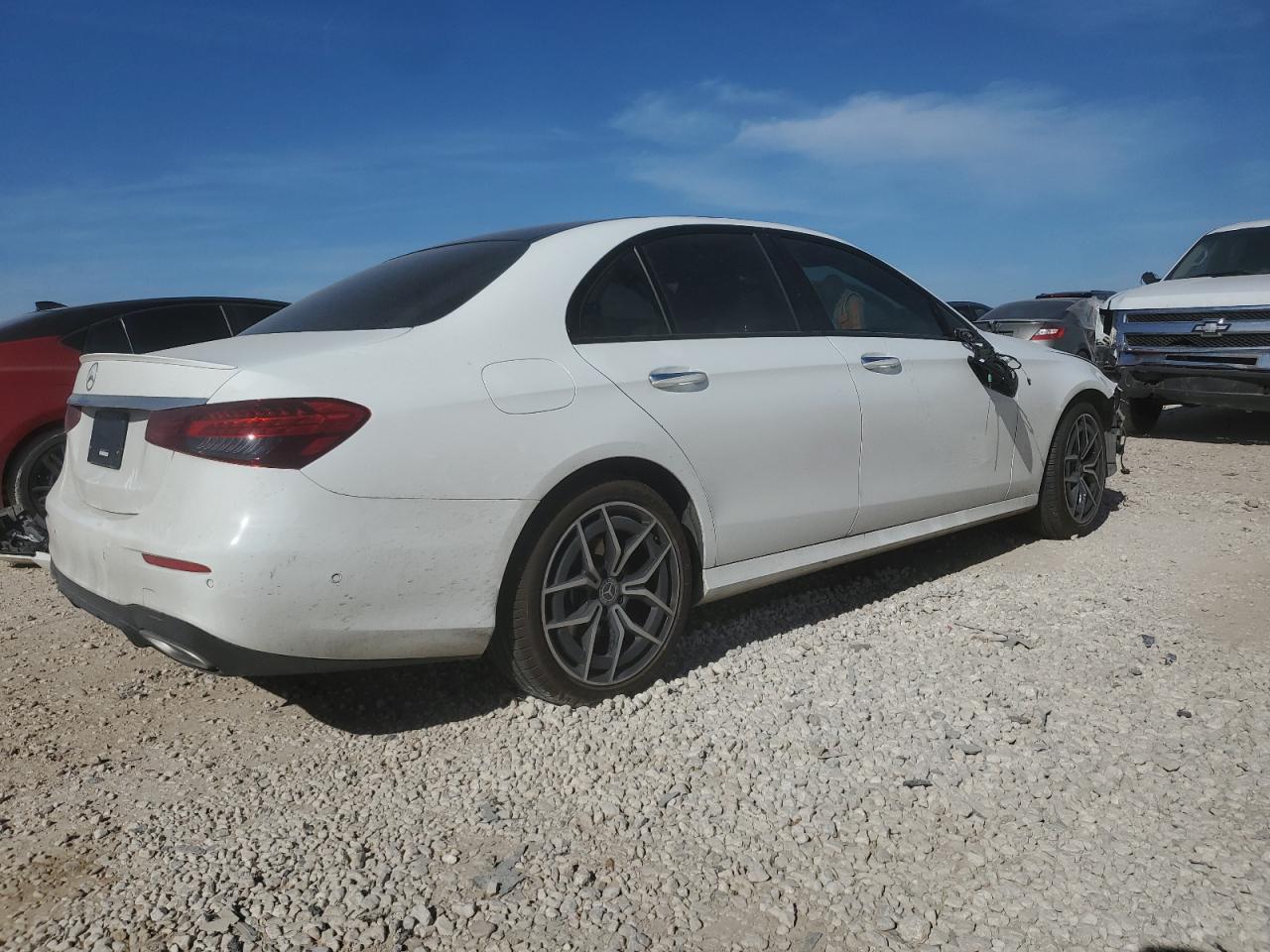 2023 Mercedes-Benz E-klasse VIN W1KZF8DB7PB176984 Copart auction photo, front end / top/roof damage thumbnail 3
