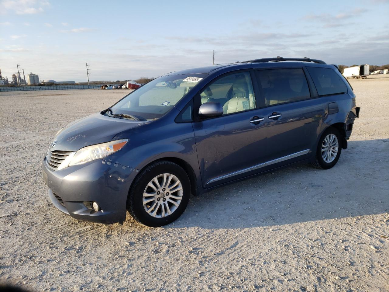 2013 Toyota Sienna VIN 5TDYK3DC5DS321277