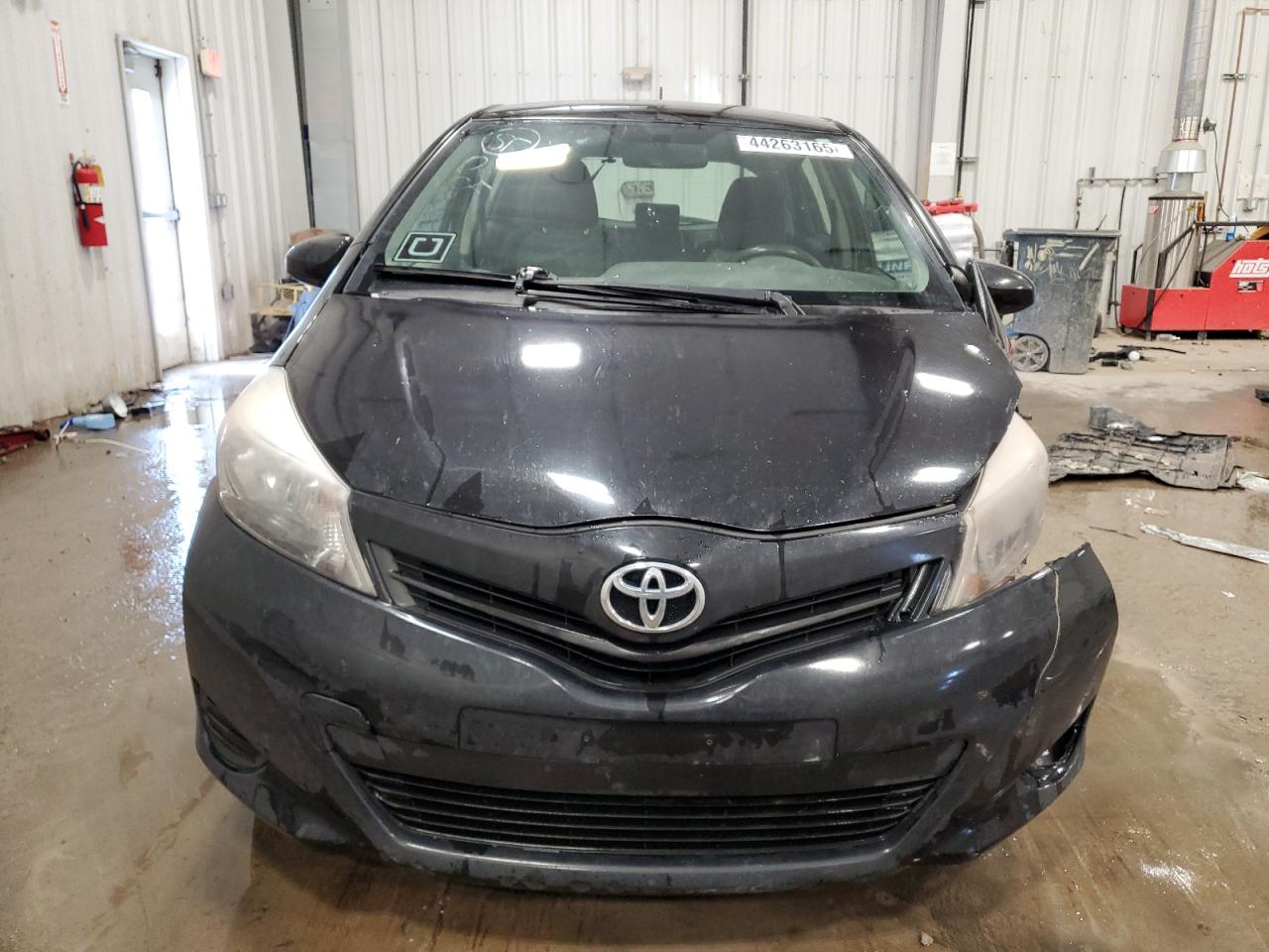 2013 Toyota Yaris VIN JTDKTUD33DD569208 Copart auction photo, front end / side damage thumbnail 5