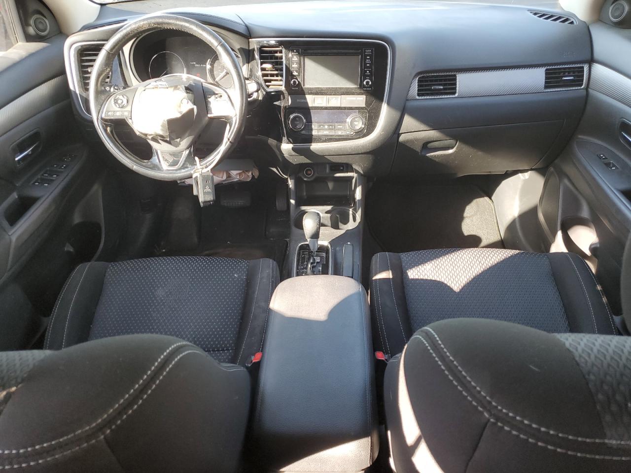 2016 Mitsubishi Outlander VIN JA4AD3A30GZ029193 Copart auction photo, front end damage thumbnail 8