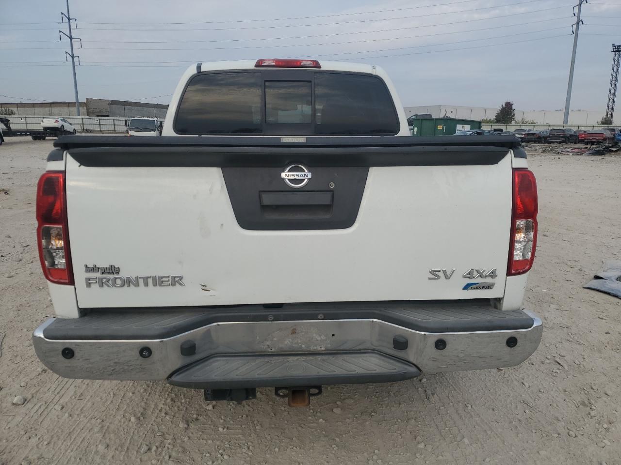 2017 Nissan Navara (Frontier) VIN 1N6DD0EV1HN714435 Copart auction photo, front end / side damage thumbnail 6