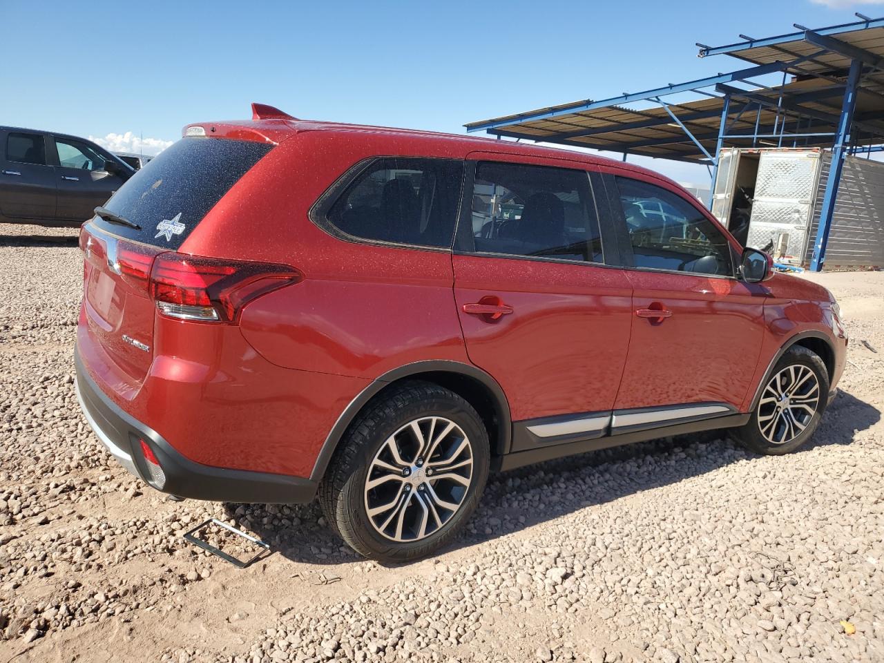 2018 Mitsubishi Outlander VIN JA4AD3A37JZ066152 Copart auction photo, front end / side damage thumbnail 3