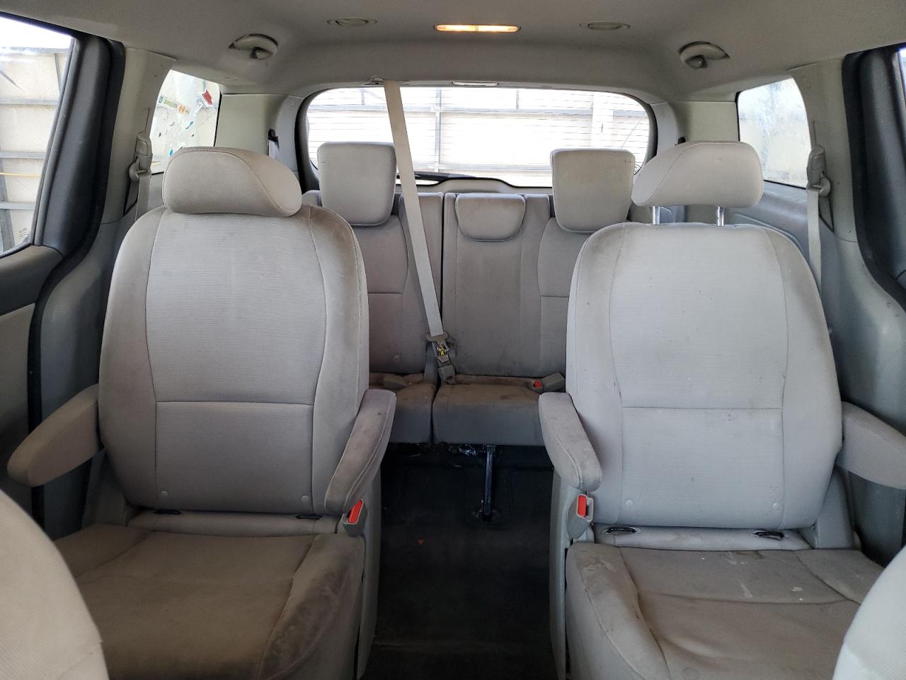 2015 KIA Sedona VIN KNDMB5C17F6072851 Copart auction photo, side / hail damage thumbnail 10