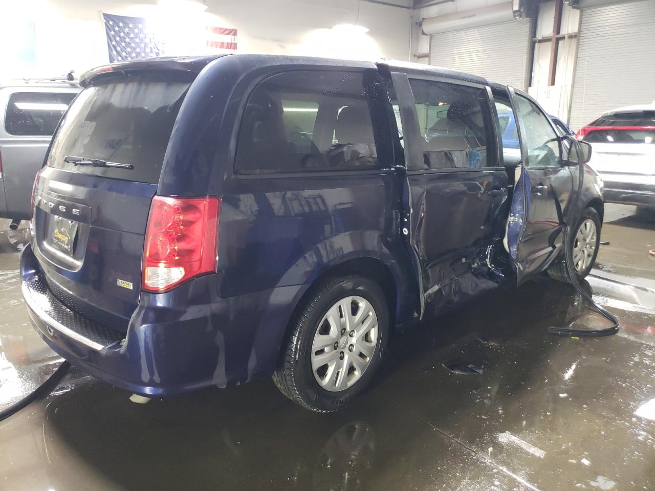 2016 Dodge Caravan VIN 2C4RDGBG6GR122845 Copart auction photo, side damage thumbnail 3