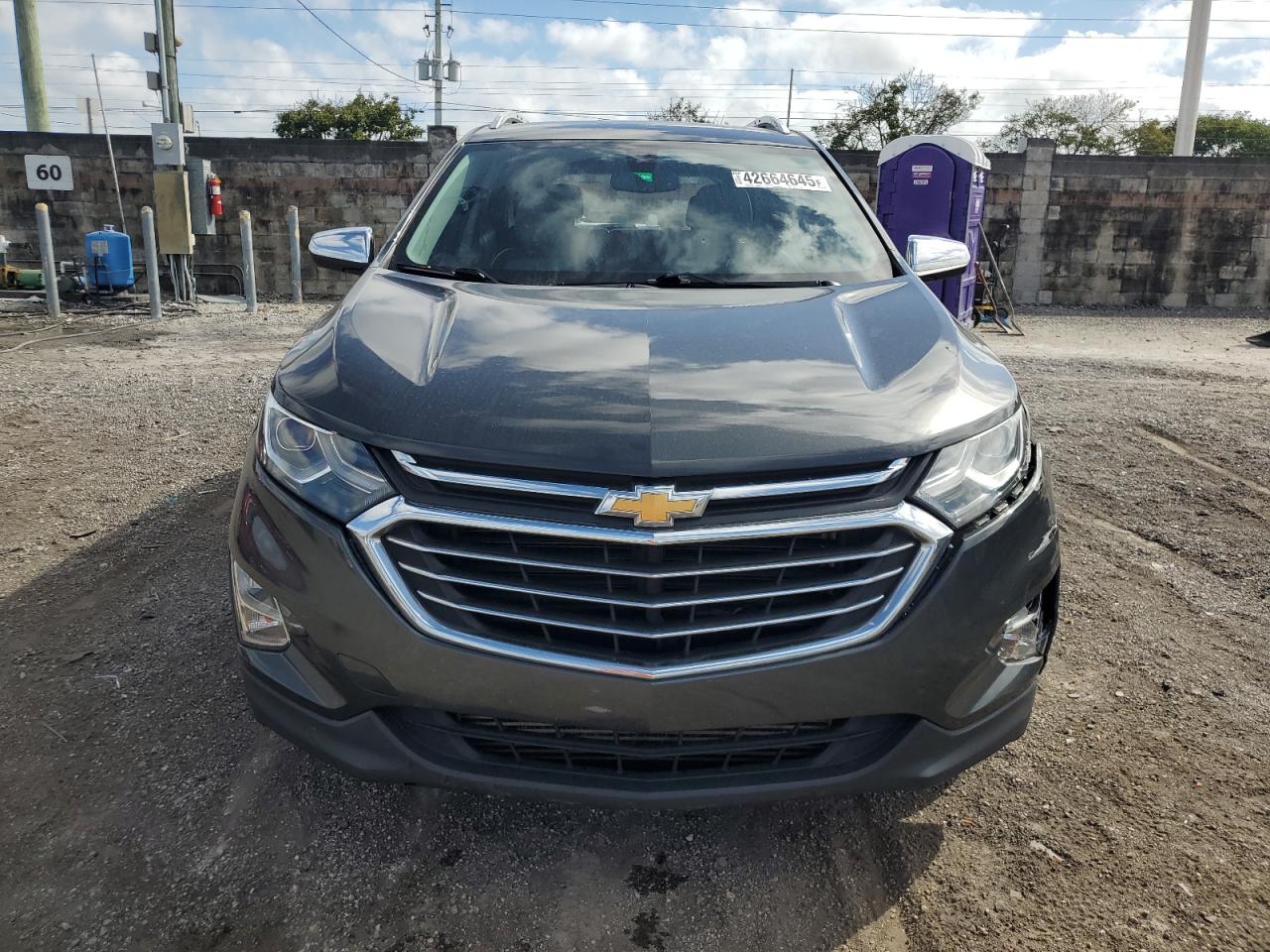 2018 Chevrolet Equinox VIN 2GNAXNEX7J6282284 Copart auction photo, rear end / front end damage thumbnail 5
