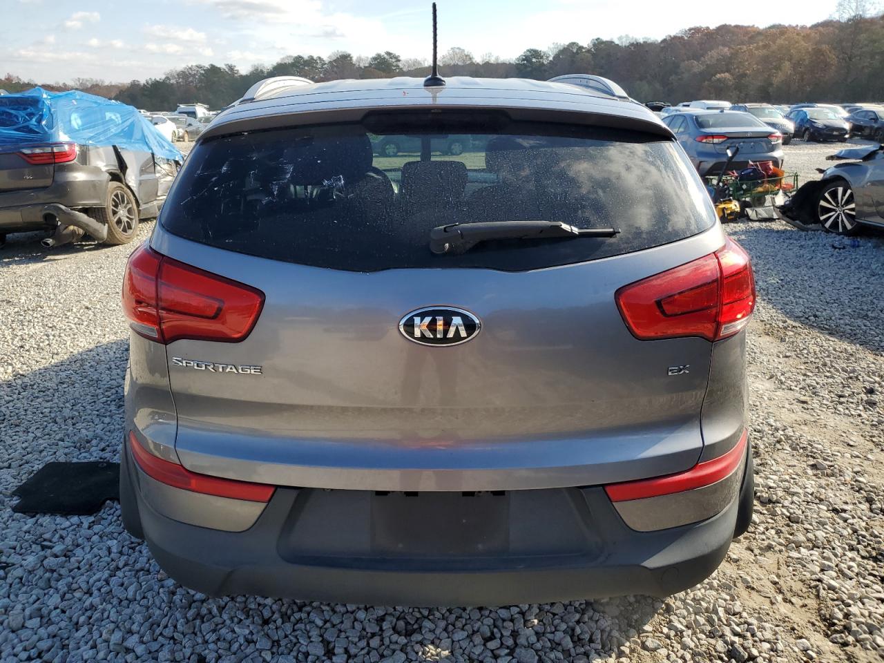 2016 KIA Sportage VIN KNDPC3AC7G7843694 Copart auction photo, side damage thumbnail 6