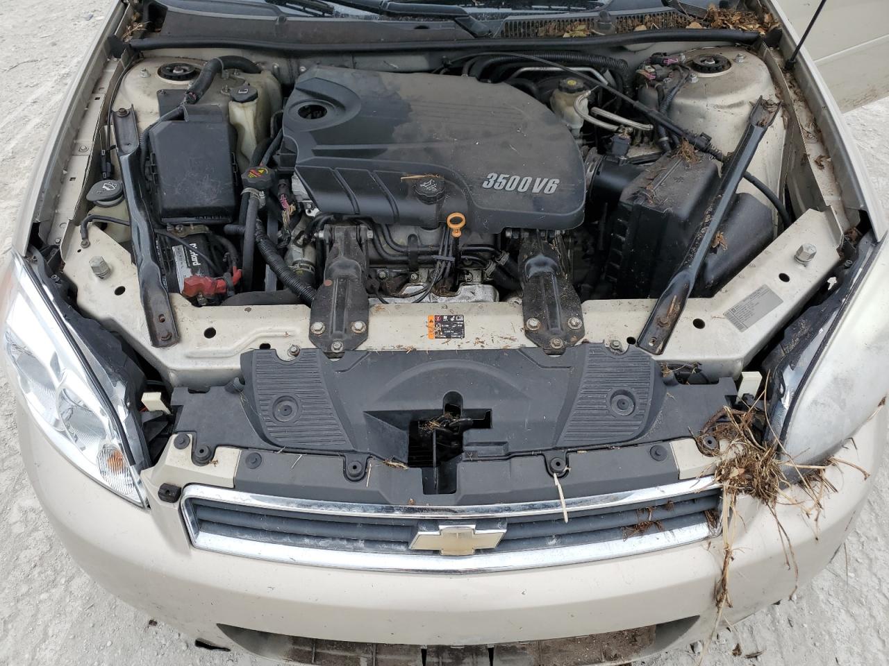 2011 Chevrolet Impala VIN 2G1WB5EK3B1232832 Copart auction photo, front end / side damage thumbnail 12
