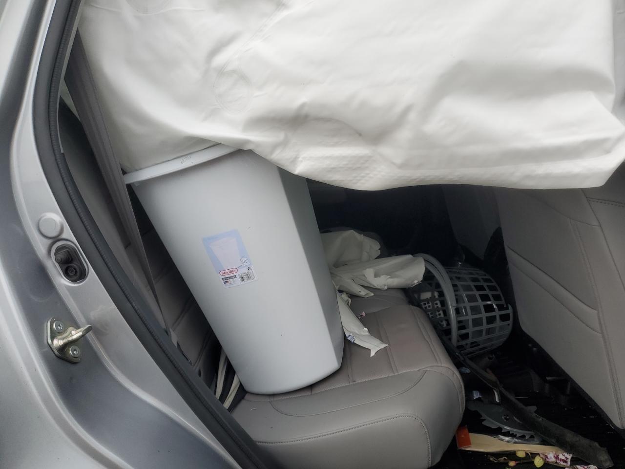 2019 Honda CR-V VIN 7FARW1H8XKE029102 Copart auction photo, all over damage thumbnail 11