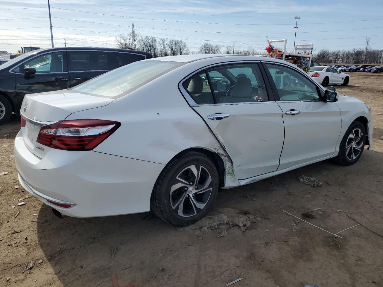 2017 Honda Accord VIN 1HGCR2F37HA148251 Copart auction photo, front end / side damage thumbnail 3