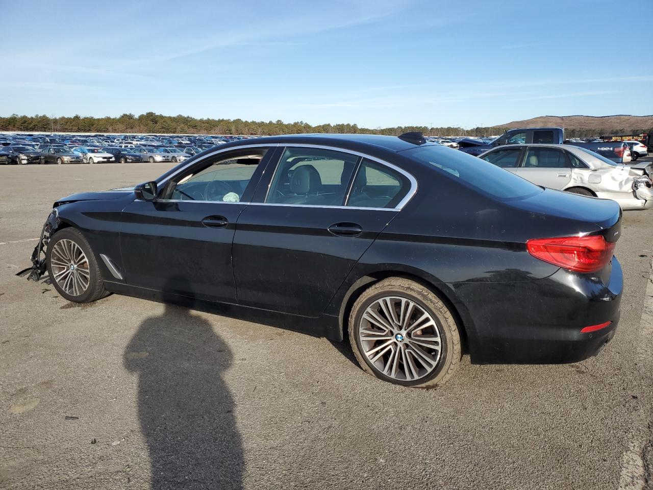 2019 BMW 5er VIN WBAJA7C52KWC77783 Copart auction photo, front end / minor dent/scratches damage thumbnail 2