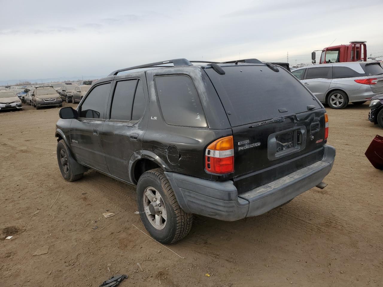 1999 Isuzu Rodeo VIN 4S2CM58W4X4339262 Copart auction photo, front end damage thumbnail 2
