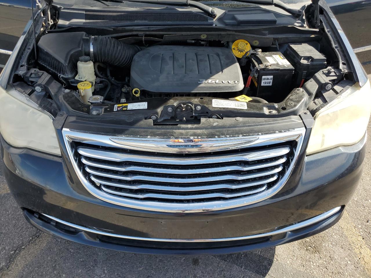 2014 Chrysler Town & Country VIN 2C4RC1BG5ER295284 Copart auction photo, rear end damage thumbnail 12