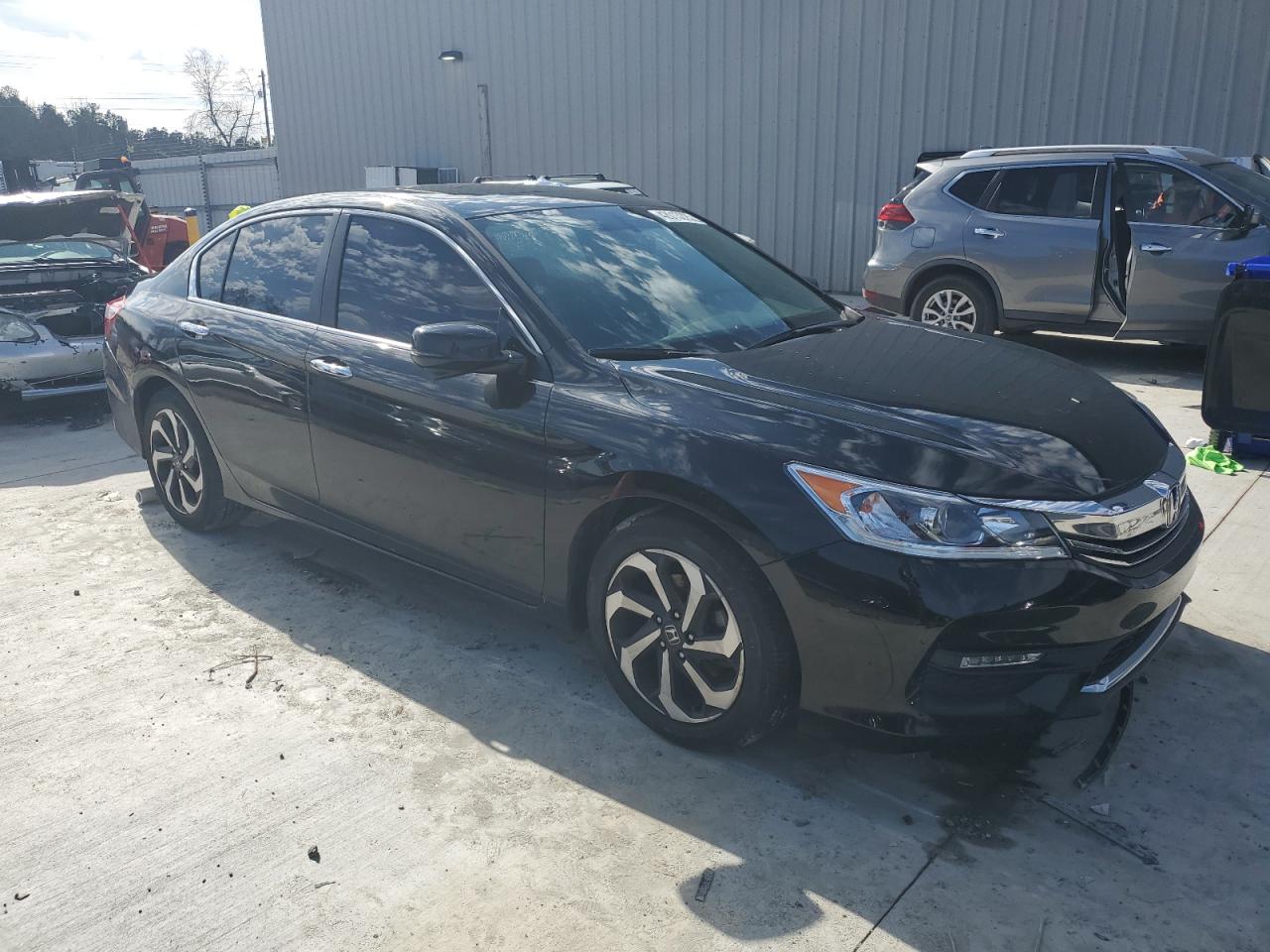 2016 Honda Accord VIN 1HGCR2F83GA058864 Copart auction photo, side damage thumbnail 4
