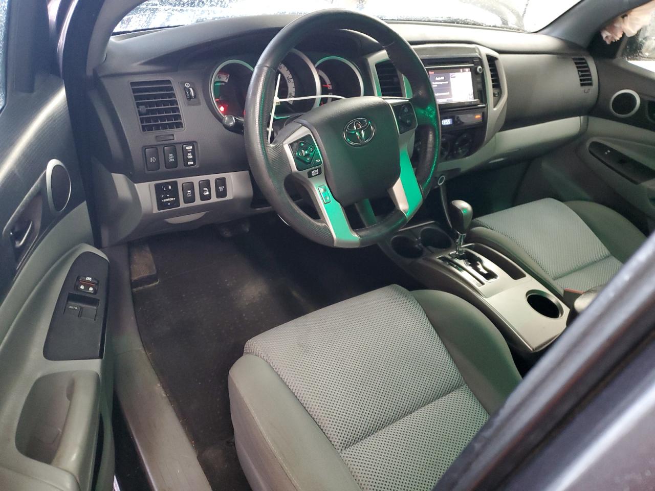 2014 Toyota Tacoma VIN 5TFUU4EN8EX104249 Copart auction photo, side / minor dent/scratches damage thumbnail 8