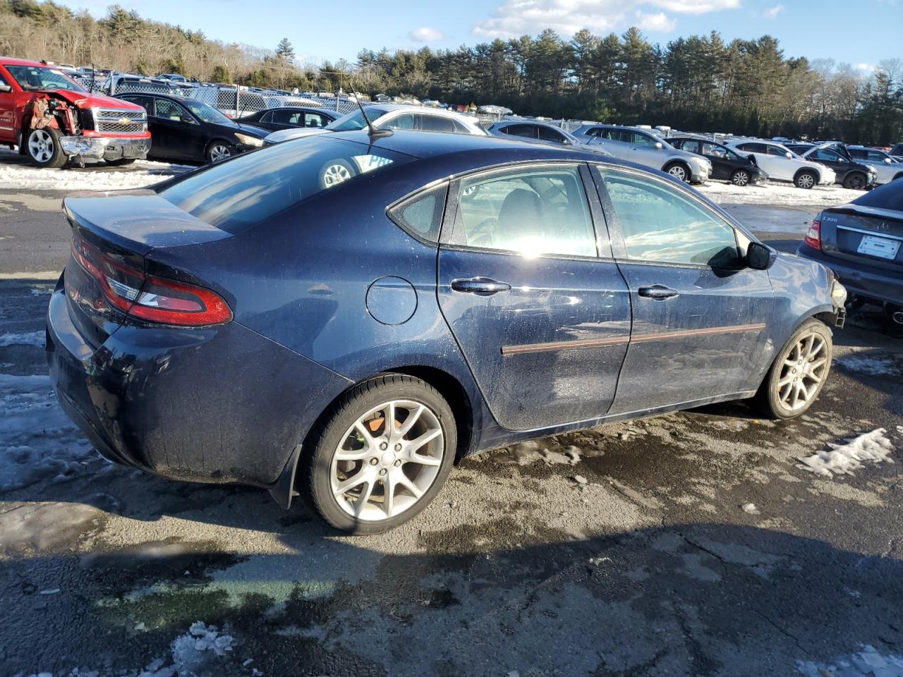 2015 Dodge Dart VIN 1C3CDFBB1FD131981 Copart auction photo, front end / side damage thumbnail 3