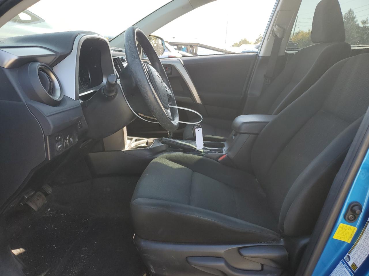 2018 Toyota RAV 4 VIN JTMBFREV3JJ731131 Copart auction photo, front end damage thumbnail 7