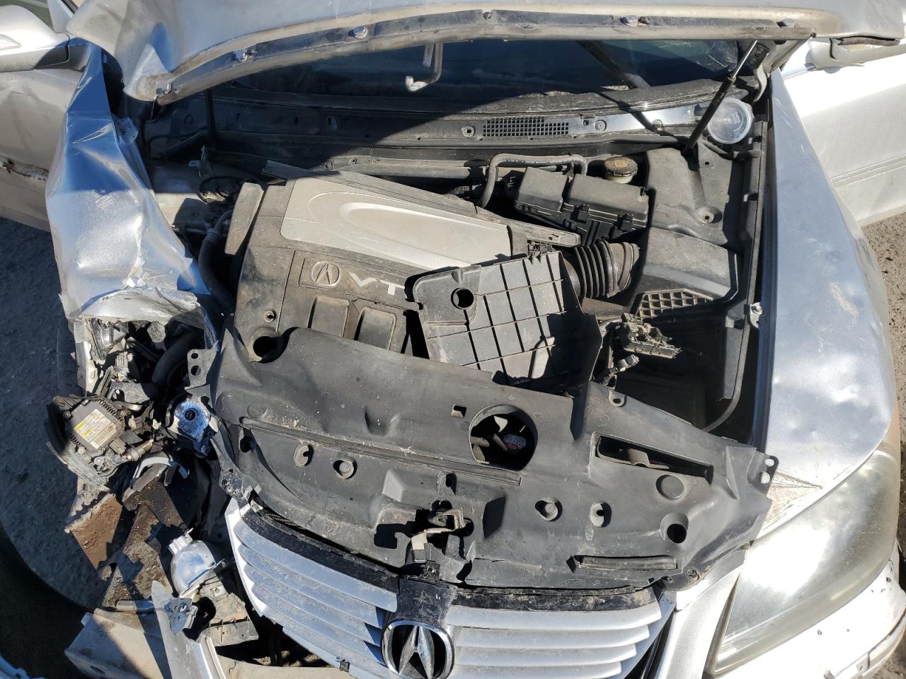 2005 Acura RL VIN JH4KB16555C013133 Copart auction photo, front end / side damage thumbnail 13
