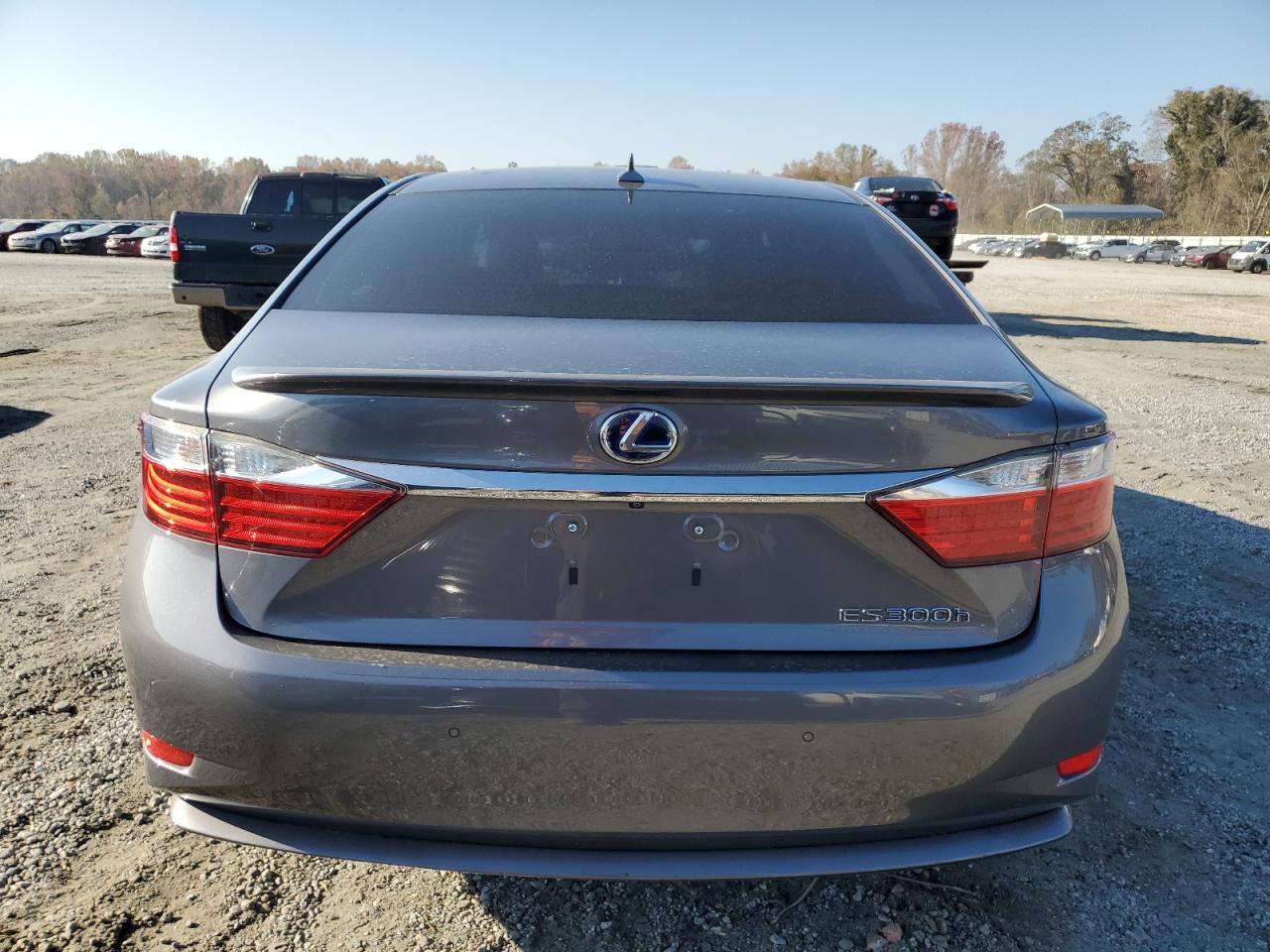 2013 Lexus ES VIN JTHBW1GG3D2026908 Copart auction photo, undercarriage / minor dent/scratches damage thumbnail 6