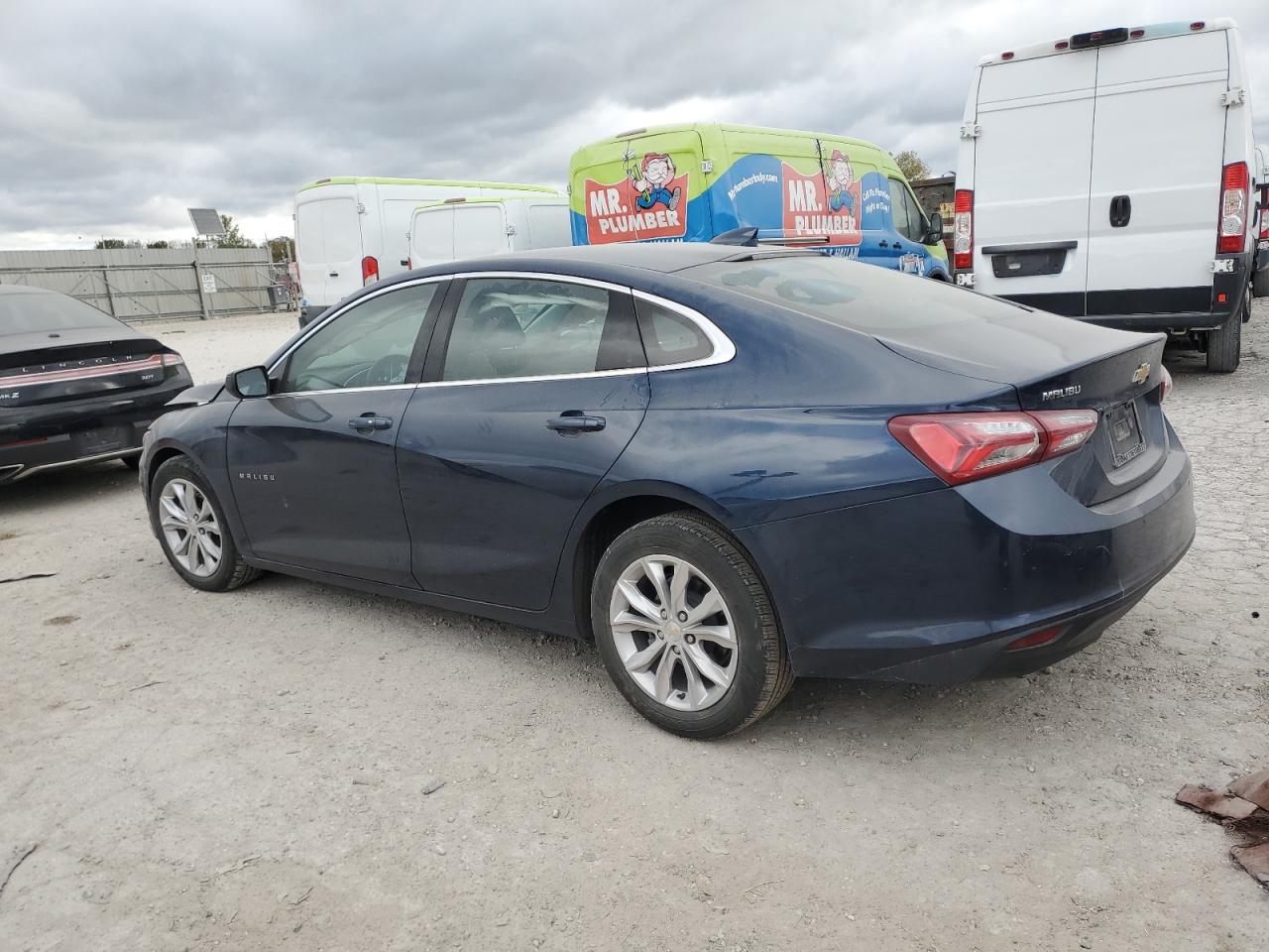 2020 Chevrolet Malibu VIN 1G1ZB5ST1LF003807 Copart auction photo, front end / side damage thumbnail 2
