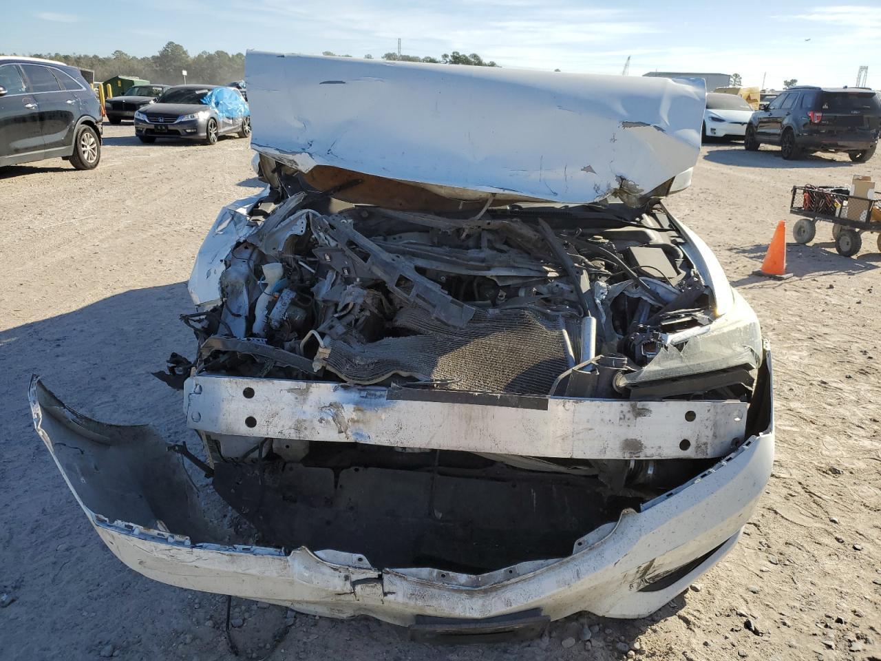 2017 Acura ILX VIN 19UDE2F33HA002543 Copart auction photo, front end damage thumbnail 5